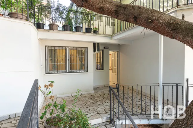 Na prodaju, Stan, 85 m², Budva