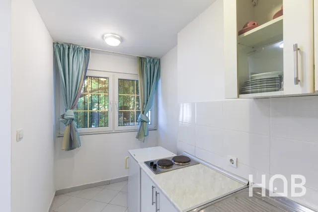Na prodaju, Stan, 85 m², Budva