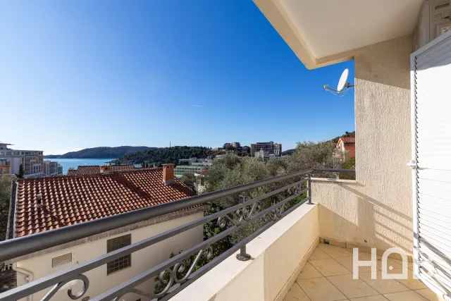 Na prodaju, Stan, 64 m², Budva