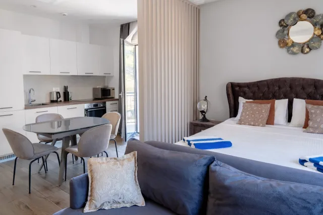 Na prodaju, Stan, 42 m², Tivat