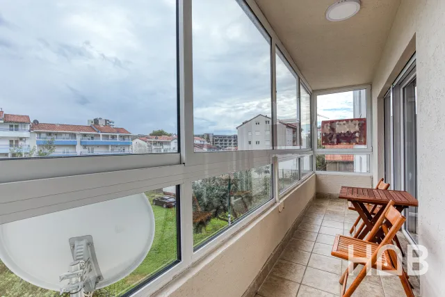 Na prodaju, Stan, 70 m², Budva
