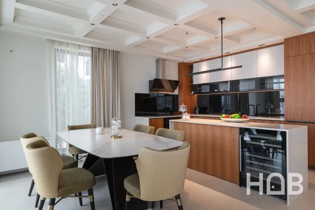 For Sale, Villa, 250 m², Budva