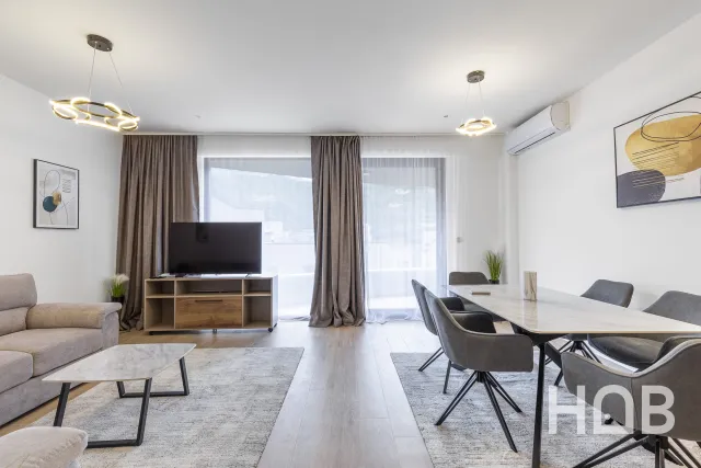 Na prodaju, Stan, 81 m², Budva
