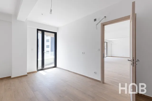 Na prodaju, Stan, 140 m², Budva