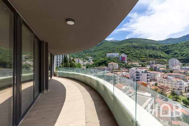 Na prodaju, Stan, 140 m², Budva