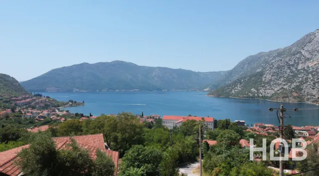 Na prodaju, Plot, 910 m², Kotor