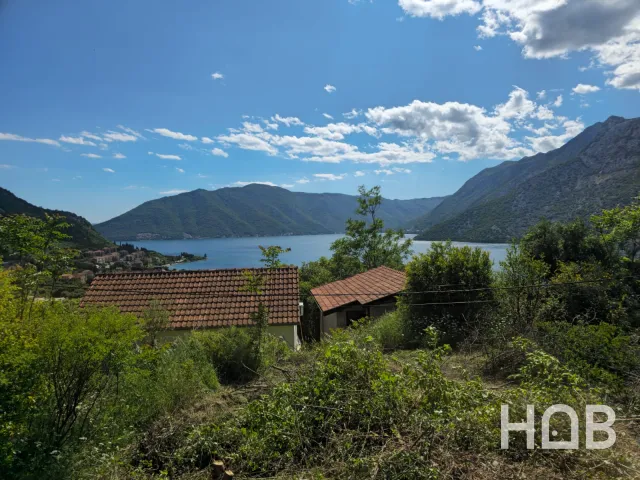 Na prodaju, Plot, 910 m², Kotor
