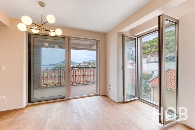 Na prodaju, Stan, 68 m², Budva