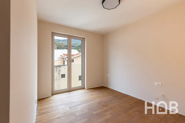 Na prodaju, Stan, 68 m², Budva