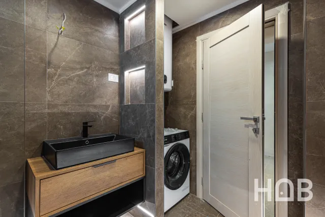 Na prodaju, Stan, 68 m², Budva