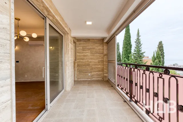 Na prodaju, Stan, 68 m², Budva