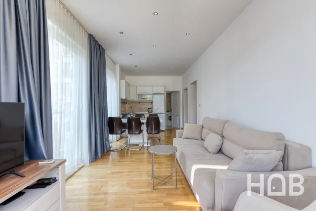 En venta, Apartamento, 144 m², Budva