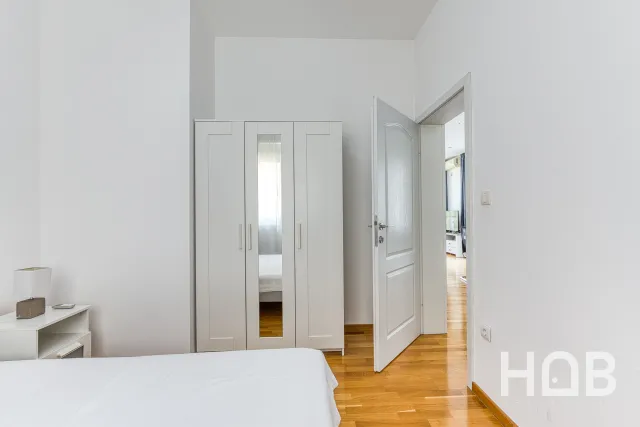 En venta, Apartamento, 144 m², Budva