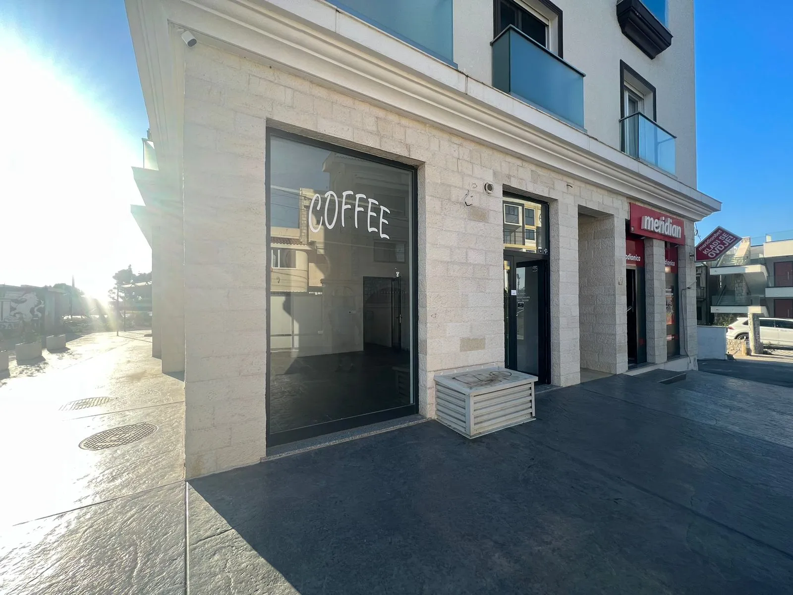Na prodaju, Commerce Property, 216 m², Bar