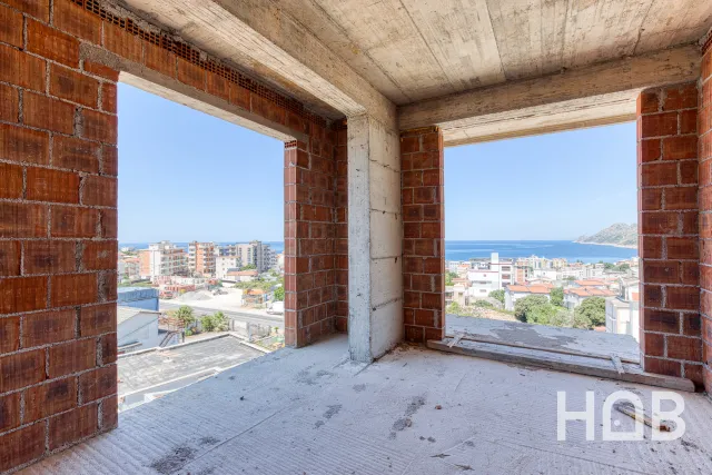 Na prodej, Apartment In New Building, Bar