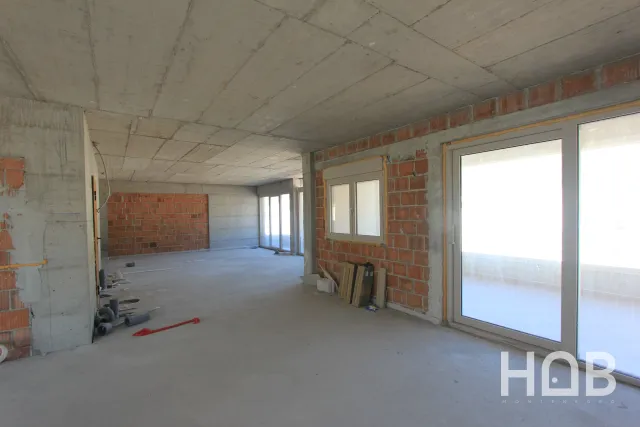 Na prodaju, Apartment In New Building, 190 m², Budva