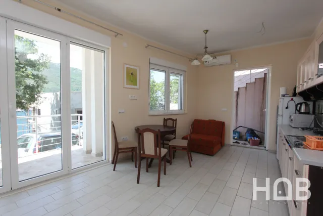 للبيع, شقة, 79 m², Tivat