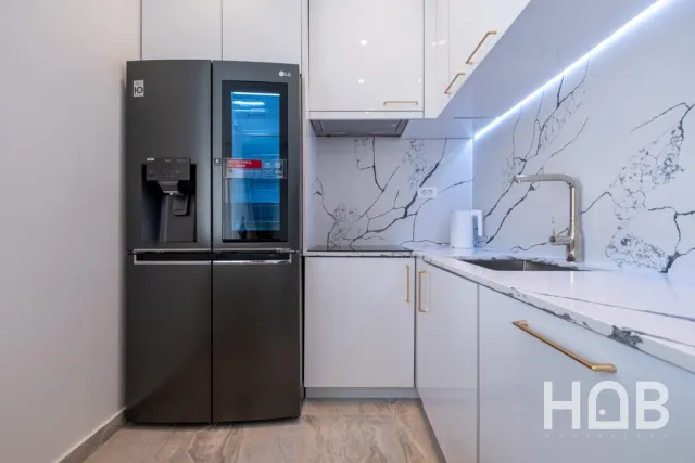 Na prodaju, Stan, 56 m², Budva
