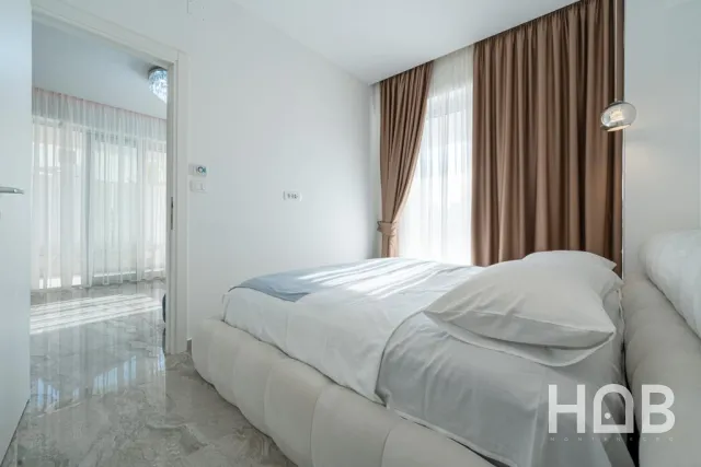 Na prodaju, Stan, 56 m², Budva
