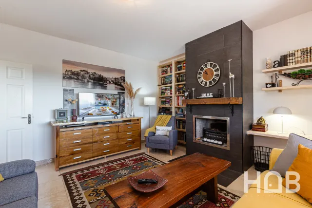 Na prodaju, Vila, 220 m², Kotor