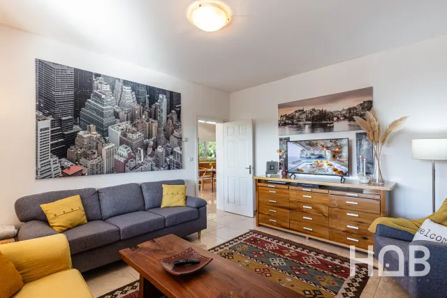 Na prodaju, Vila, 220 m², Kotor