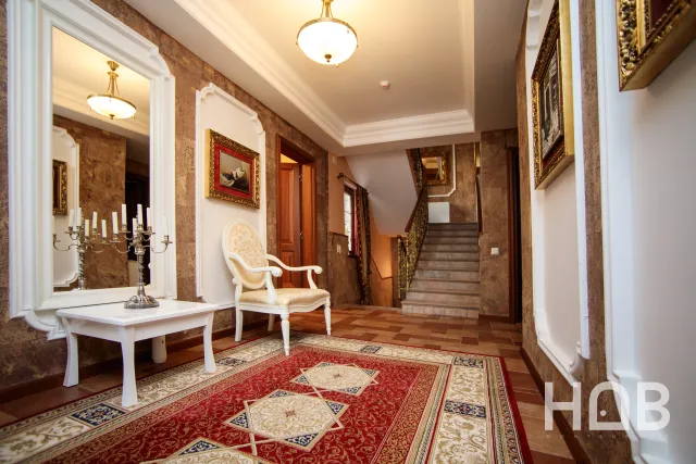 Na prodaju, Vila, 1200 m², Bar