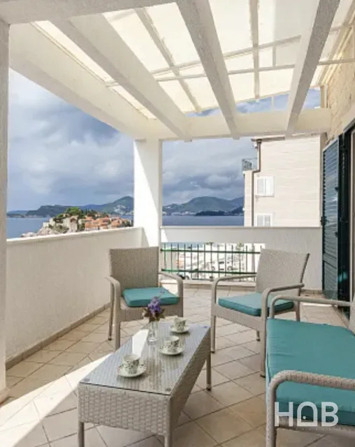 Na prodaju, Stan, 139 m², Budva