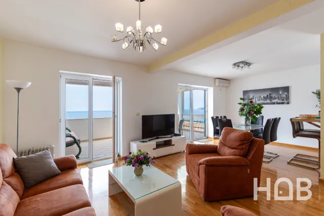 Na prodaju, Stan, 139 m², Budva