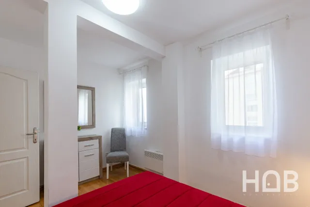 Na prodaju, Stan, 139 m², Budva