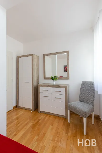 Na prodaju, Stan, 139 m², Budva