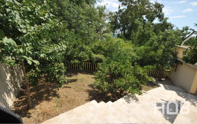 Na prodaju, Vila, 264 m², Tivat