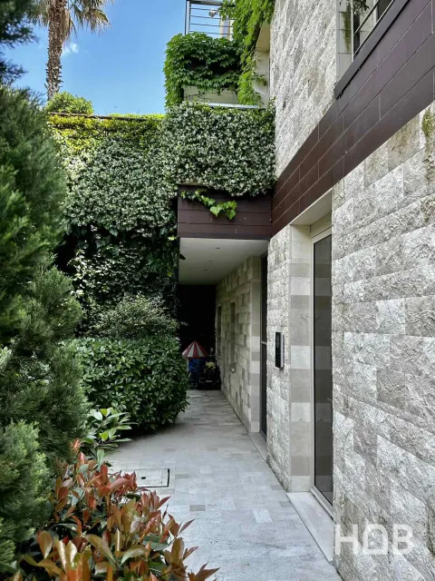 Satılık, Daire, 159 m², Budva