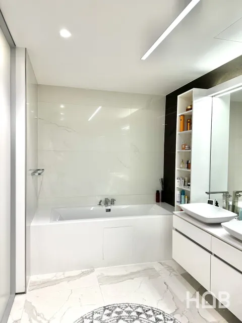 Satılık, Daire, 159 m², Budva