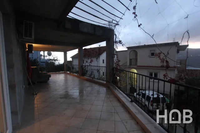 À vendre, Maison, 220 m², Herceg Novi