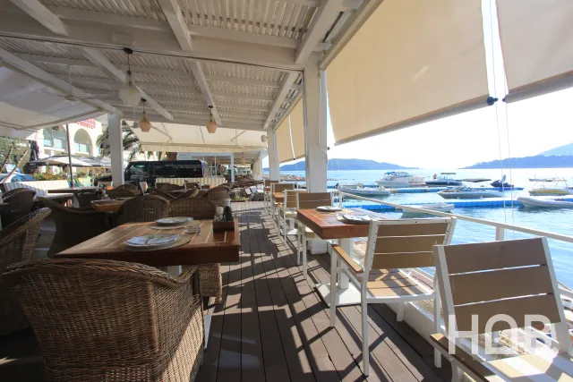 En venta, Commerce Property, 133 m², Budva