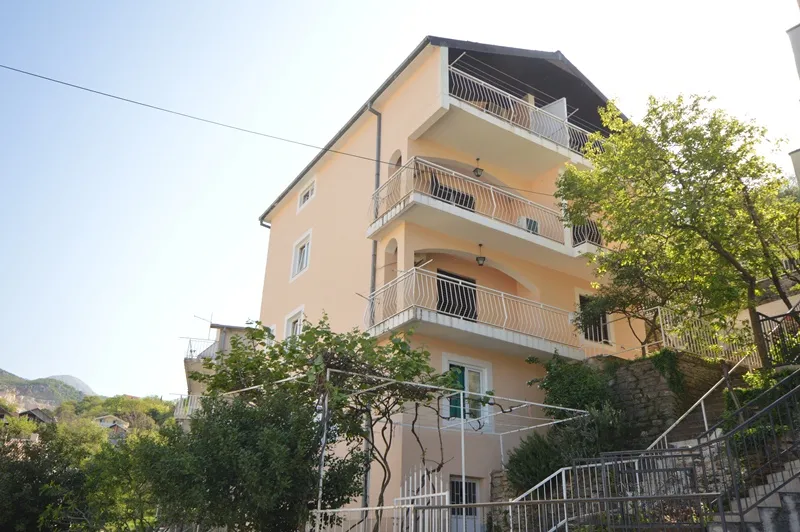 Satılır, Mənzil, 85 m², Herceg Novi