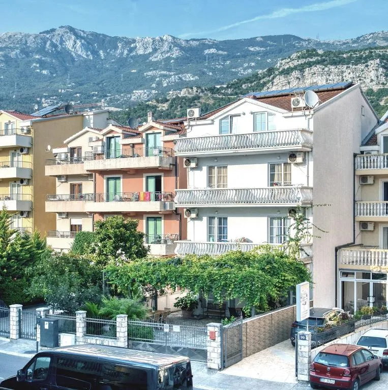 Satılık, Otel, 487 m², Budva