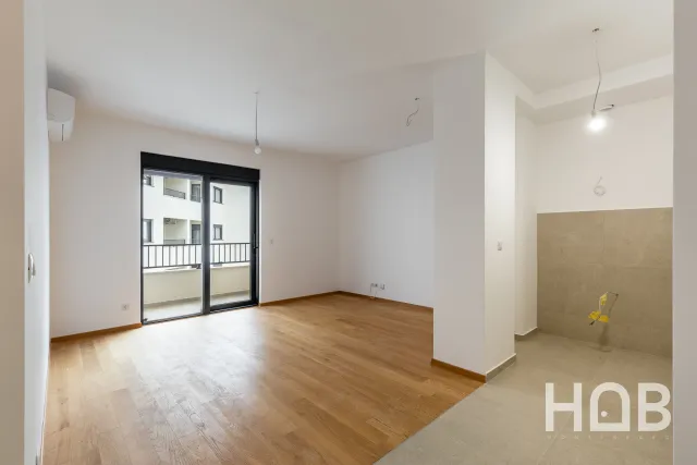 Satılır, Mənzil, 44 m², Budva