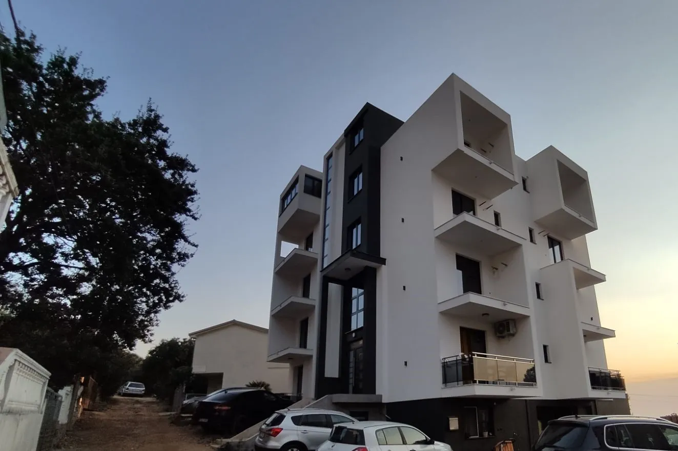 出售, Apartment In New Building, 1052 m², Bar