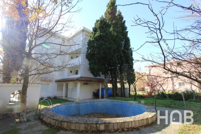 En venta, Hotel, 480 m², Bar