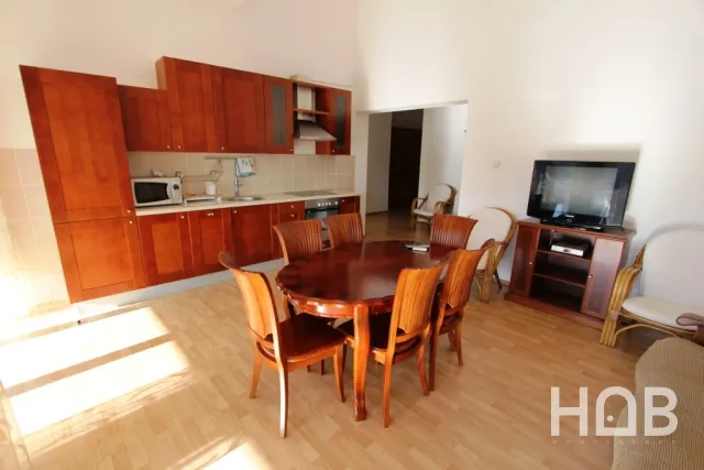 En venta, Hotel, 480 m², Bar