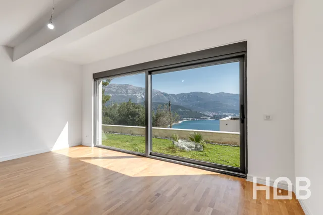 Zu verkaufen, Villa, 153 m², Budva