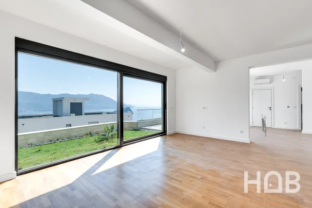Zu verkaufen, Villa, 153 m², Budva