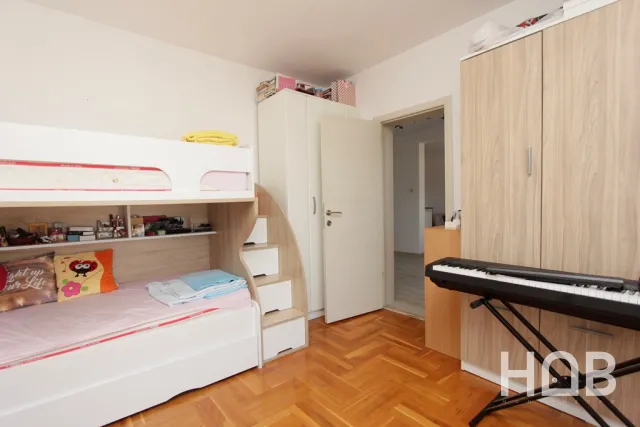 Satılık, Daire, 109 m², Budva