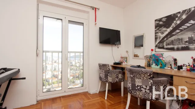 Satılık, Daire, 109 m², Budva
