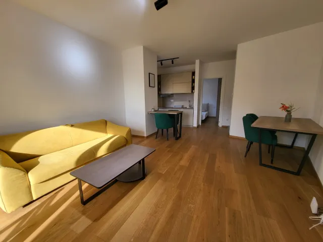 Na prodaju, Stan, 48 m², Budva