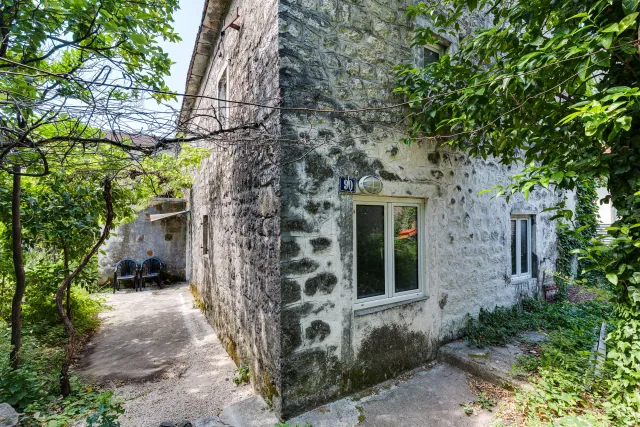 Na prodaju, Kuća, 153 m², Kotor