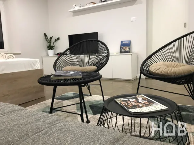 Na prodaju, Stan, 35 m², Budva