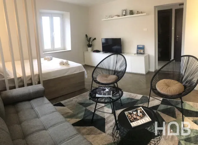 Na prodaju, Stan, 35 m², Budva