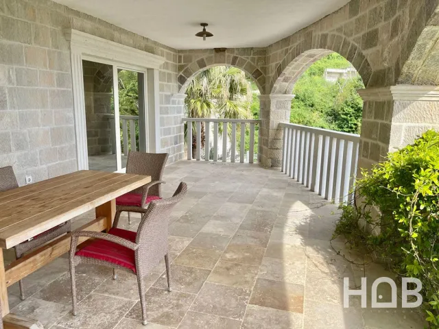 À vendre, Appartement, 108 m², Budva